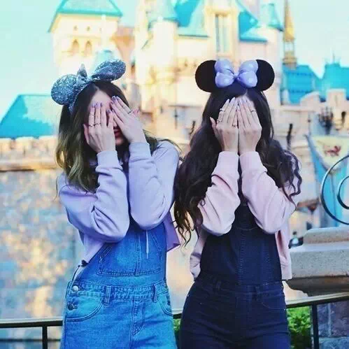 cute friendship dp for girls whatsapp