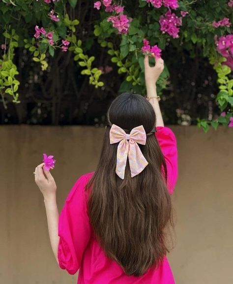 Girls Alone WhatsApp DP images